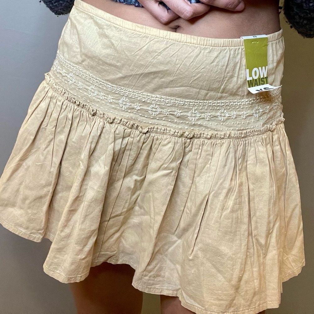 Brand new khaki mini skirt